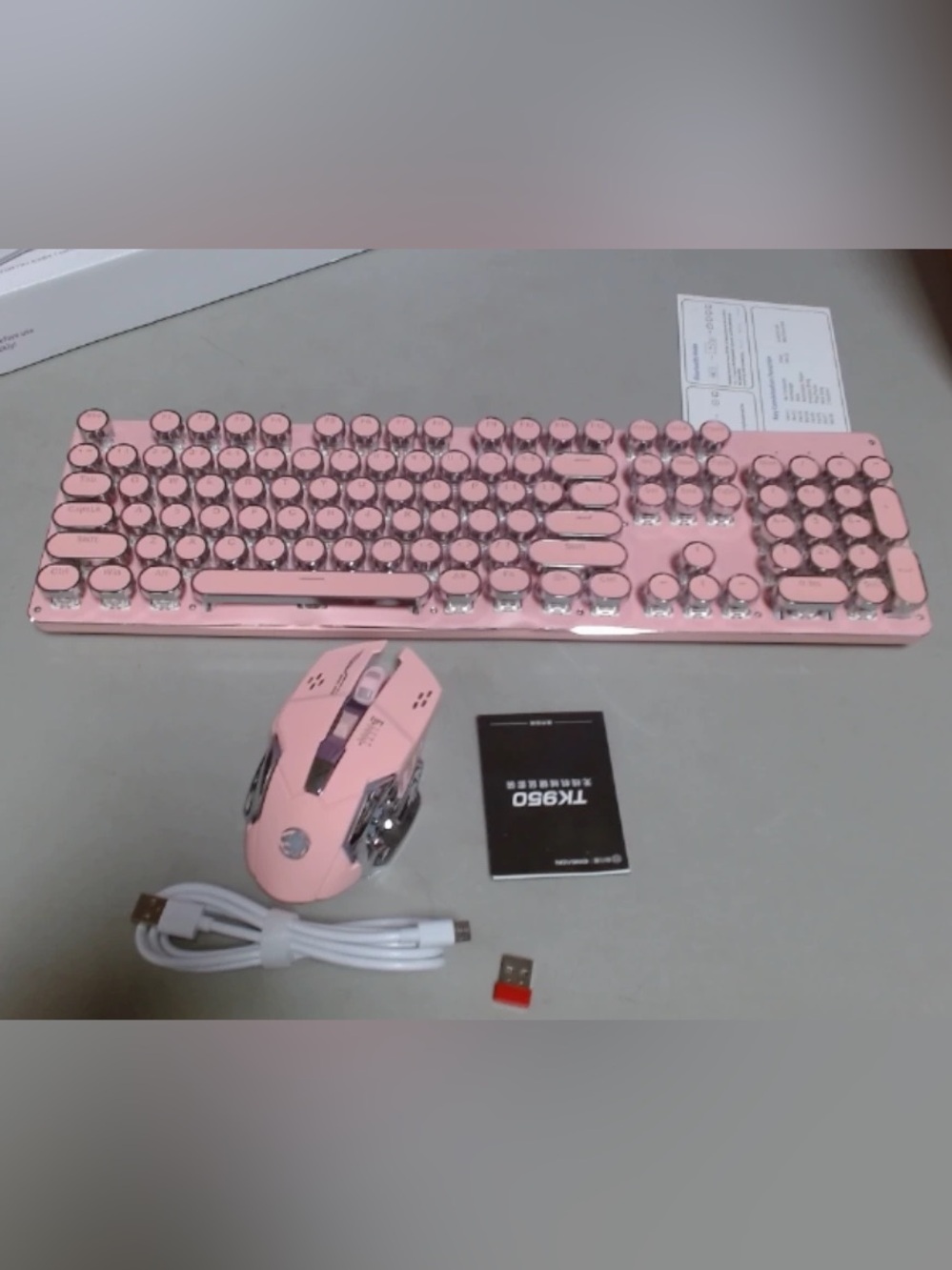Pink Retro Round-Key Wireless Keyboard and Mouse Set